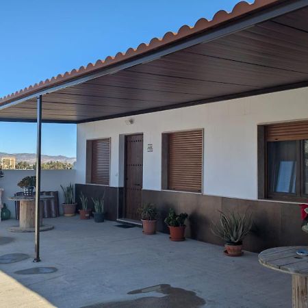 Apartamentos La Palmera Fernan Perez Esterno foto